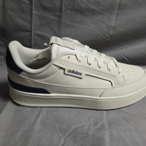 ADIDAS WHITE LEATHER SNEAKERS β LOW-TOP TRAINERS - UK SIZE 8