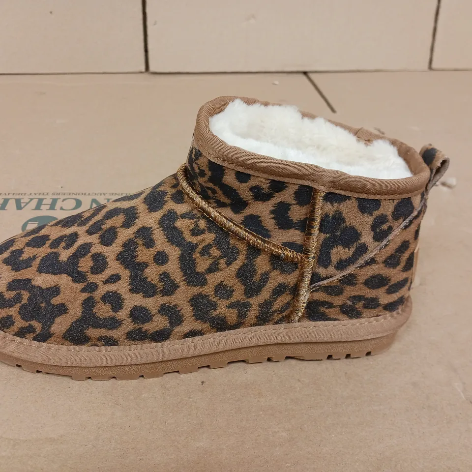 PAIR OF UGG ANIMAL PRINT BOOTS - UK6