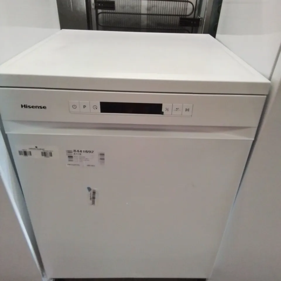 HISENSE HS622E90WUK FREESTANDING STANDARD DISHWASHER WHITE - UNPROCESSED RAW RETURN