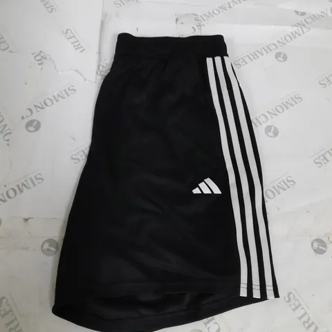 ADIDAS LOGO SHORTS SIZE L