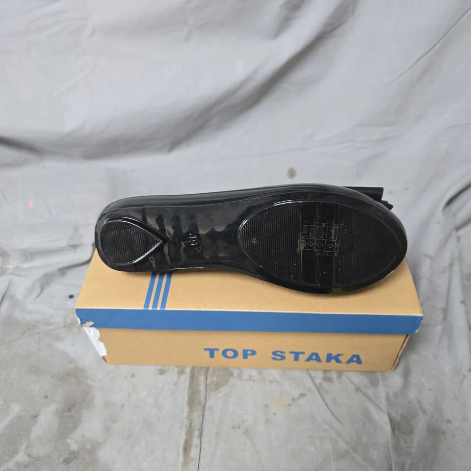 TOP STAKA WOMEN'S BLACK PATENT BOW BALLET FLATS SIZE 40