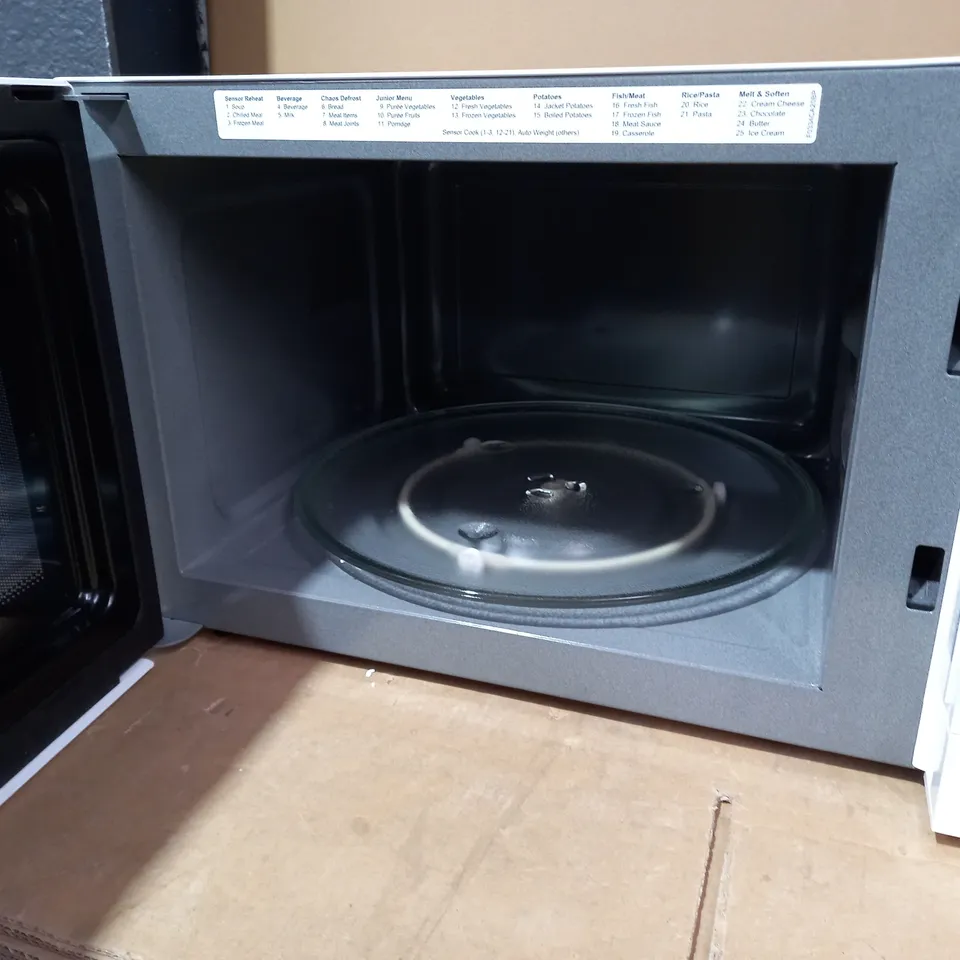 PANASONIC MICROWAVE OVEN NN-ST45KW
