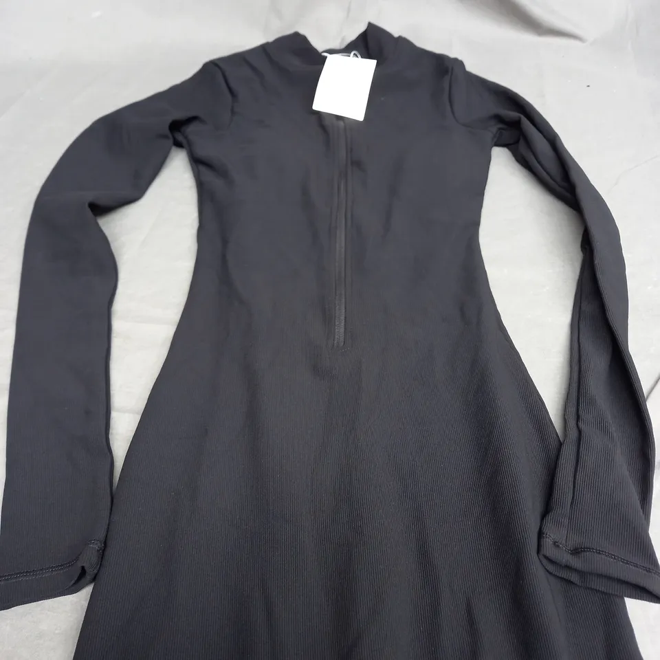 IN THE STYLE TALL BLACK HALF ZIP LONG SLEEVE UNITARD 6 TALL - UK 6