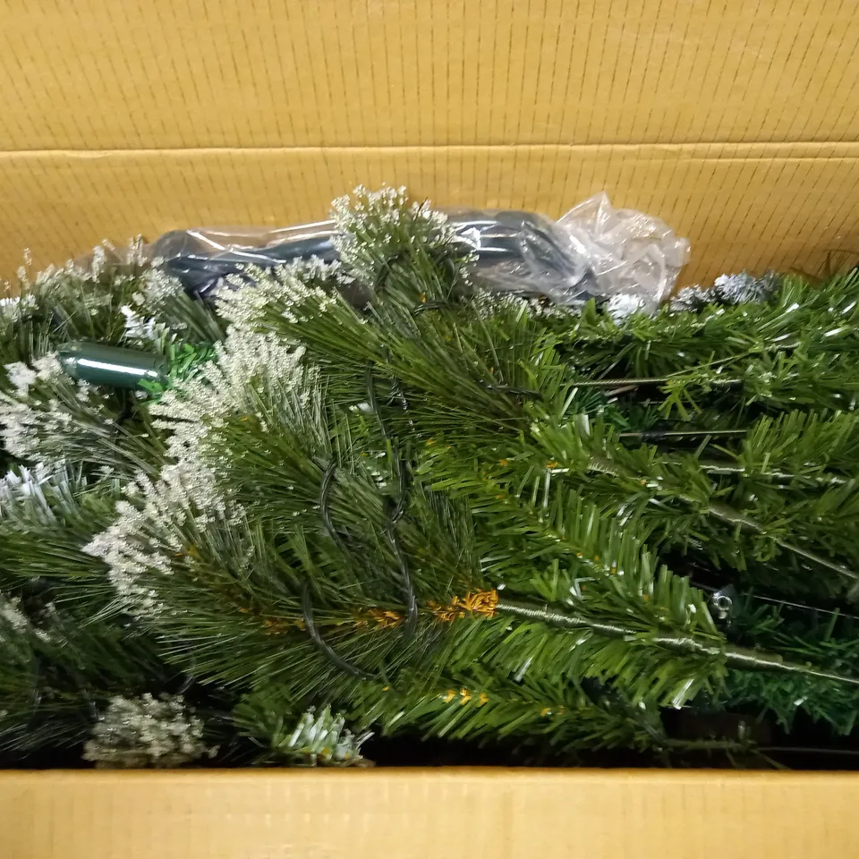 WE R CHRISTMAS FROSTED CHEISTMAS TREE WRC-8636