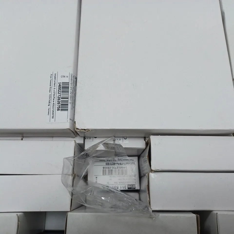 BOX OF APPROX 40 ITEMS TO INCLUDE - PROFI TAPE - PROFI STRAP FASTENERS 