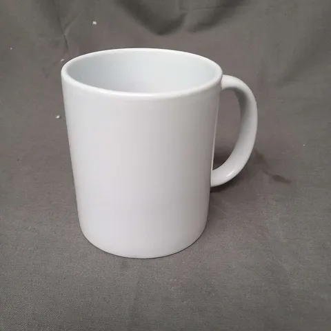 APPROXIMATELY 36 110Z SMALL HANDLE MUGS