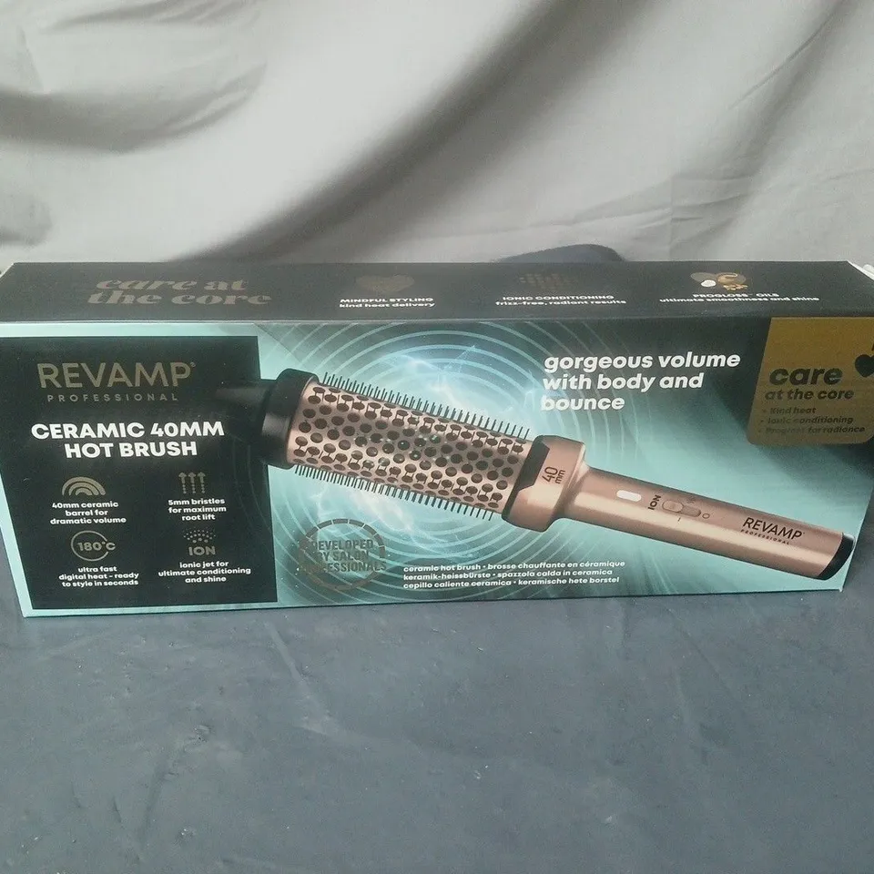 REVAMP CERAMIC 40MM HOT BRUSH BOXED
