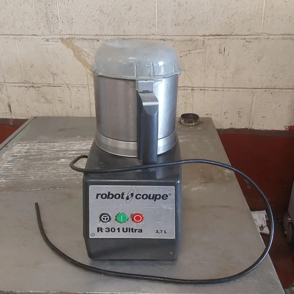 ROBOT COUPE R301 ULTRA FOOD PROCESSOR