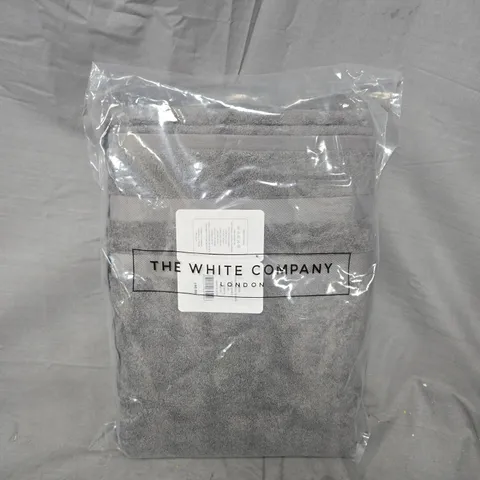 BAGGED THE WHITE COMPANY CLASSIC DOUBLE BORDER SUPER JUMBO TOWEL IN SLATE (115X180CM)
