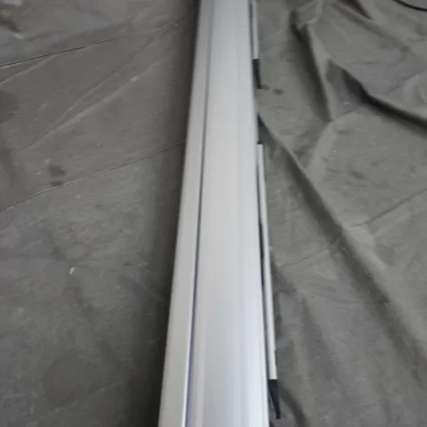 RETRACTABLE BANNER STAND 