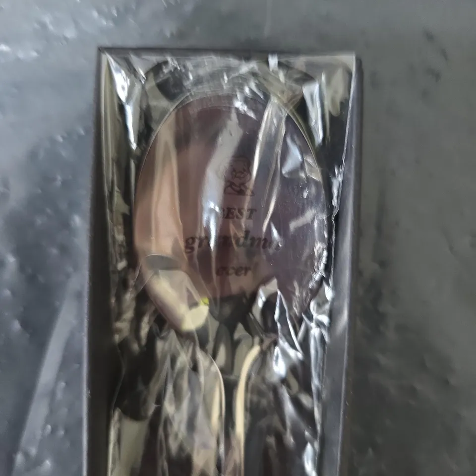 PERSONALISED GRANDPARENTS STAINLESS STEEL CUTLERY SET IN BLACK GIFT BOX