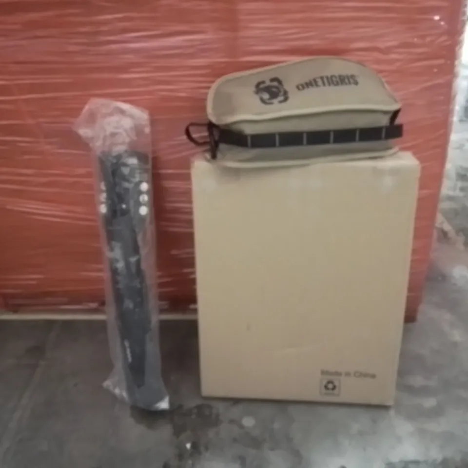 PALLET OF ASSORTED HOUSEHOLD GOODS AND PRODUCTS TO INCLUDE;FOLDABLE CHAIR,MUDGUARD PROTECTOR,TOILET SEAT