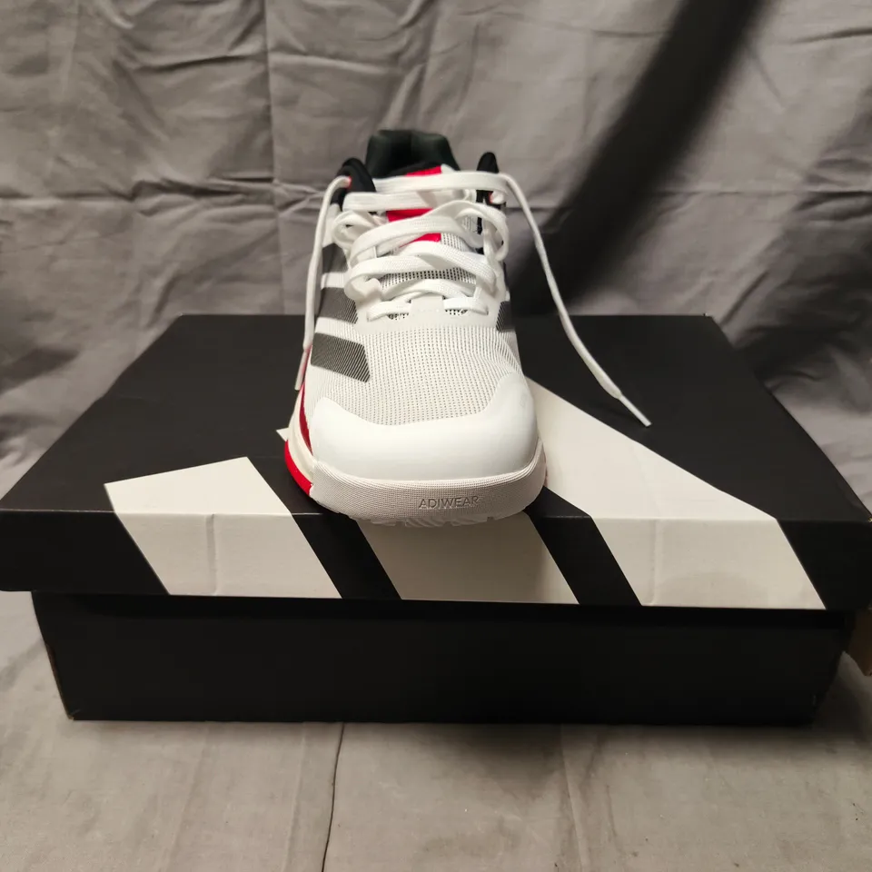 BOXED PAIR OF ADIDAS CRAZYQUICJ BOOST TRAINERS IN WHITE/BLACK/RED SIZE UK 11.5