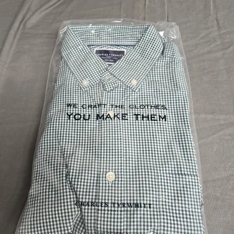 BAGGED CHARLES TYRWHITT SHIRT SIZE M