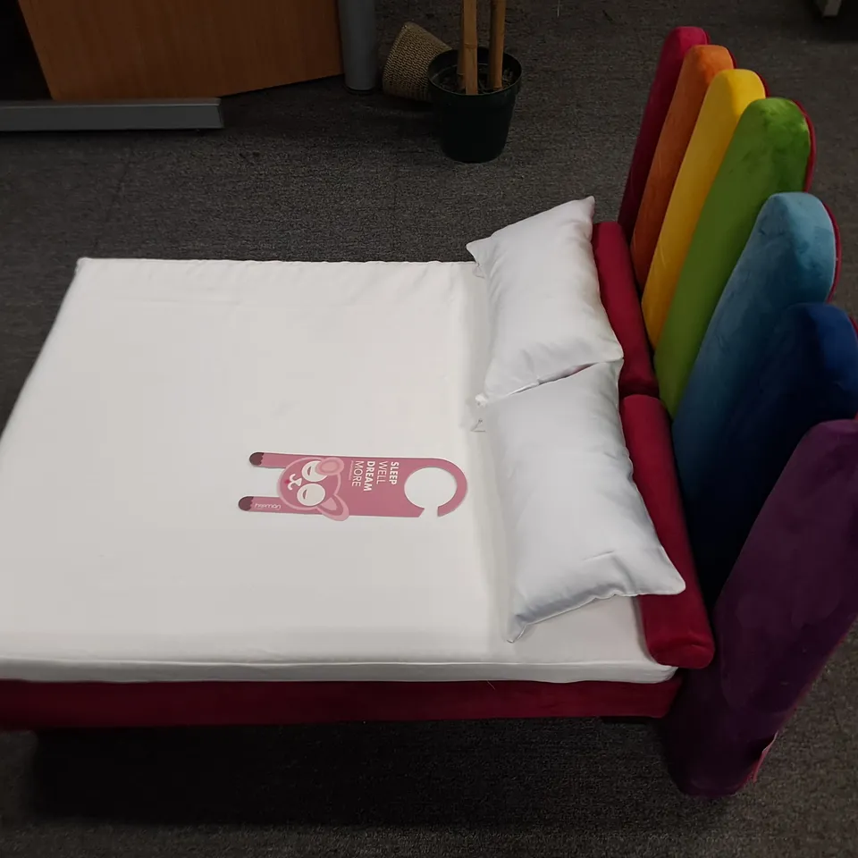UNBOXED HOOMAN LUXURY DESIGNER DOG BED WITH HEADBOARD IN MULTI