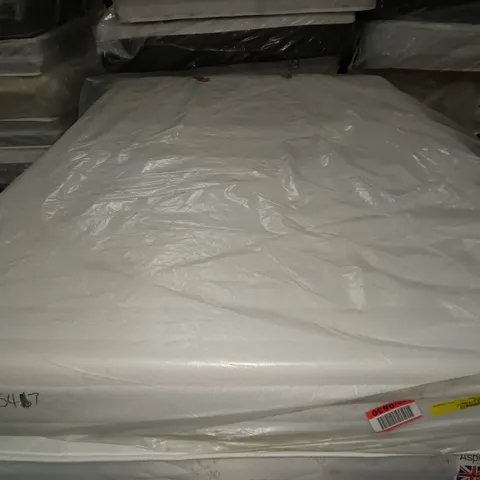 BAGGED MEMORY FOAM MATTRESS - APPROXIMATELY 135X190CM