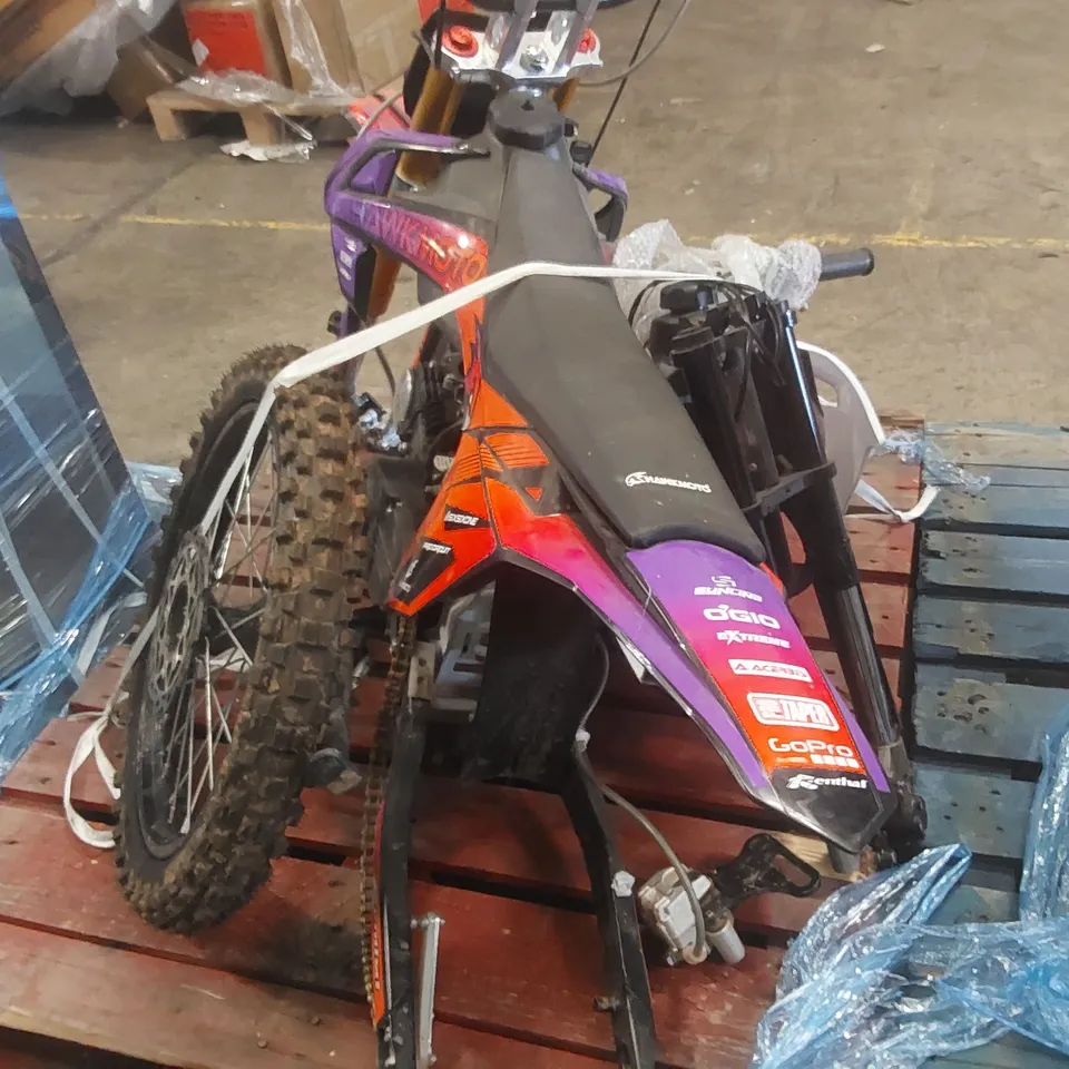 PALLET CONTAINING HAWKMOTO PIT BIKE PARTS