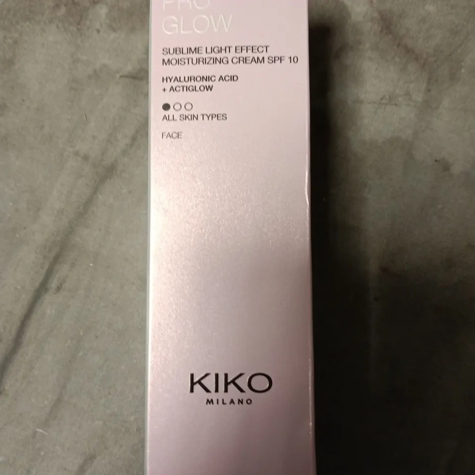 KIKO MILANO HYDRA PRO GLOW SUBLIME LIGHT EFFECT MOISTURISING CREAM SPF 10 – 50 ML