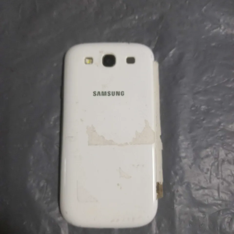 SAMSUNG GALAXY S3 16GB GT-I9300