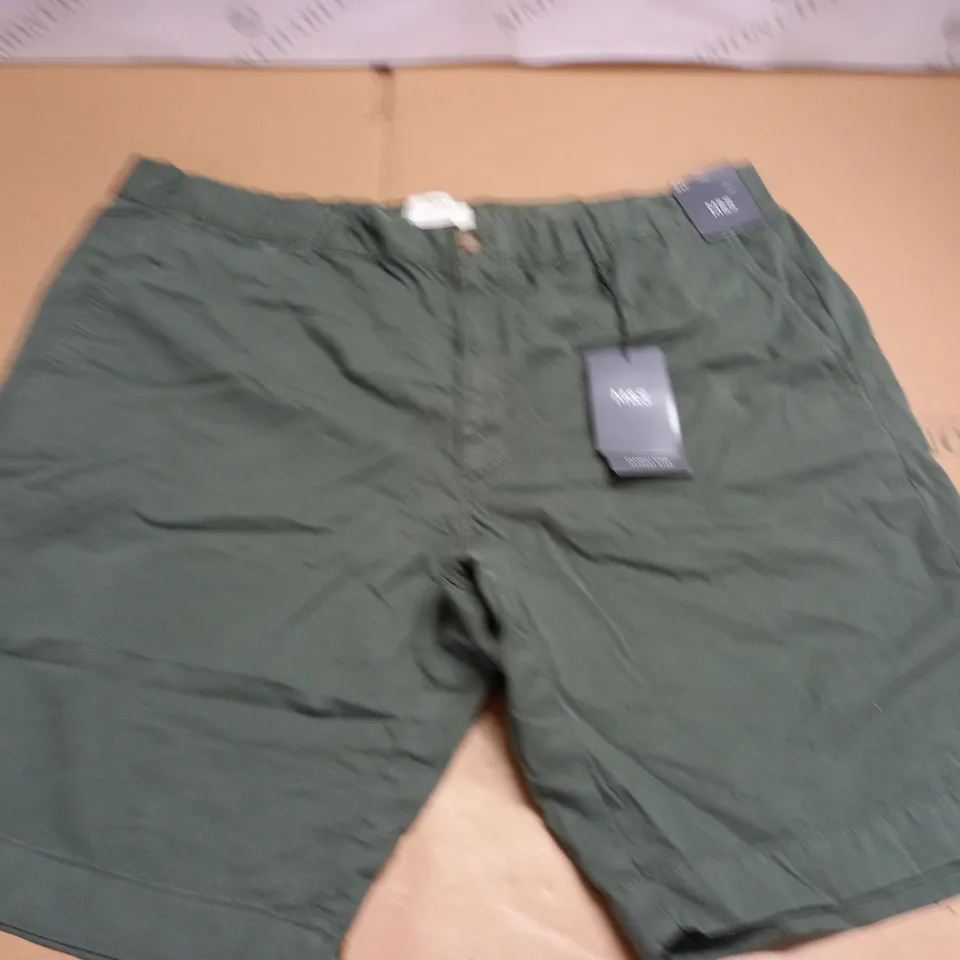 M&S GREEN SHORTS - W40"