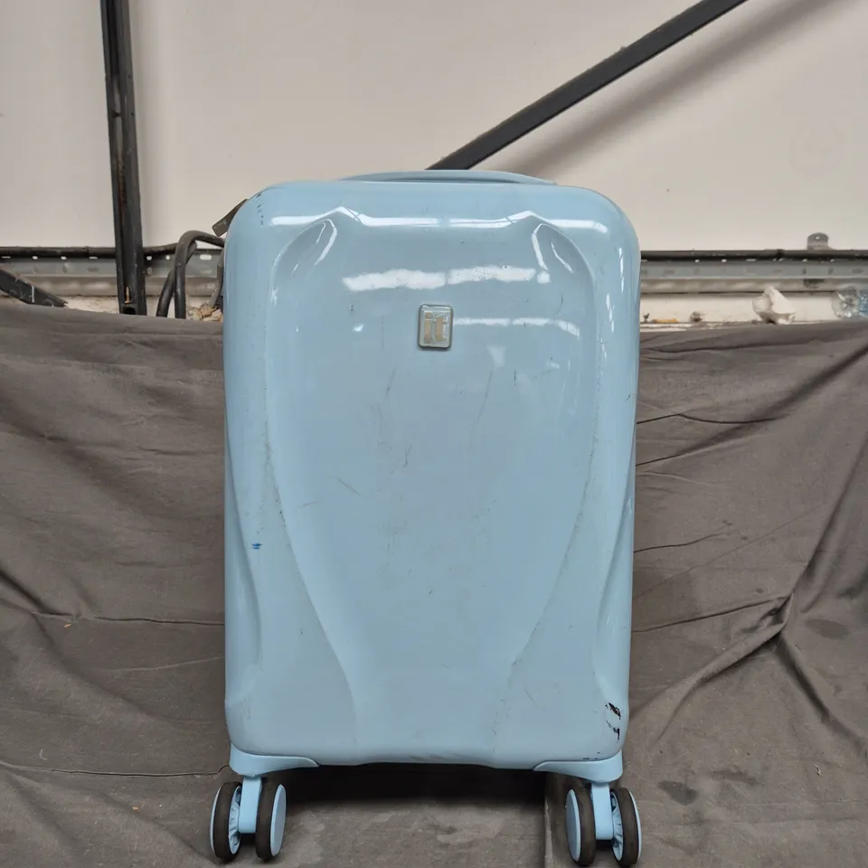 PASTEL BLUE HARD-SHELL SUITCASE ON FOUR WHEELS – TRAVEL LUGGAGE