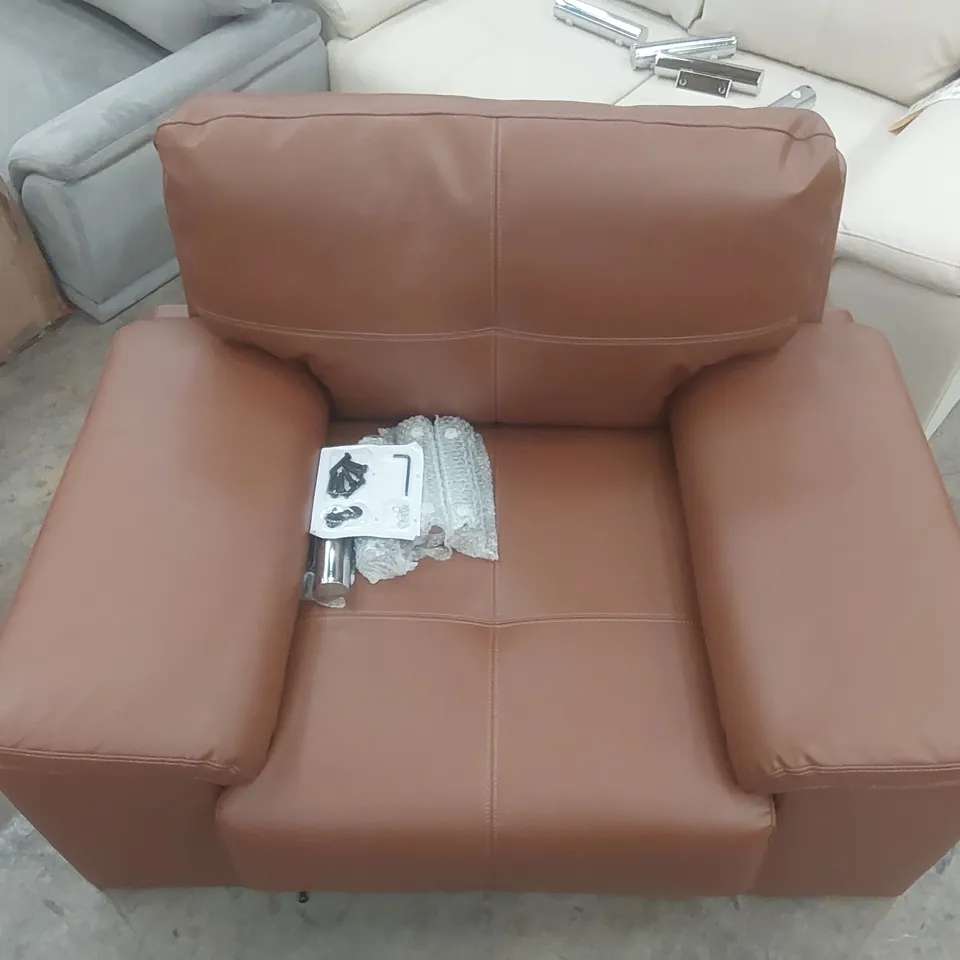 QUALITY DESIGNER FAUX LEATHER ARMCHAIR