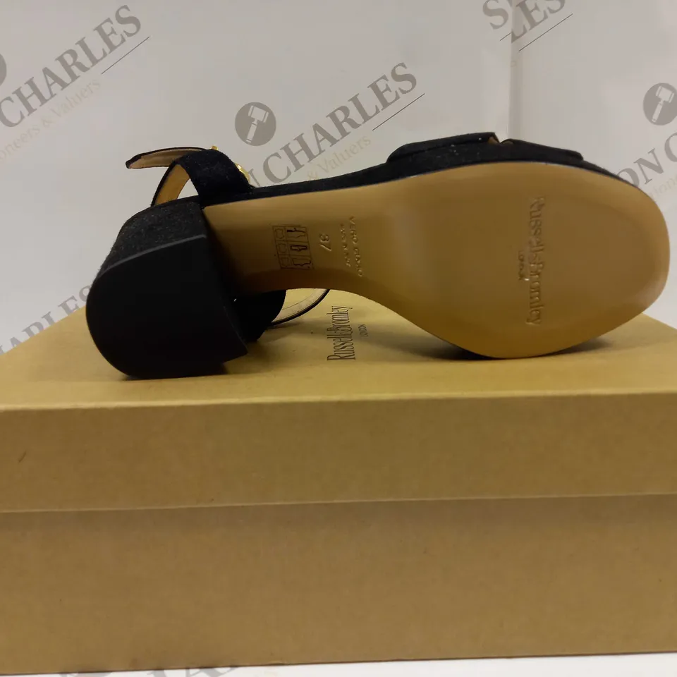 BOXED PAIR OF RUSSELL &  BROMLEY LONDON 432127 TOPFORM PLATFORM SANDALS IN BLACK UK SIZE 4