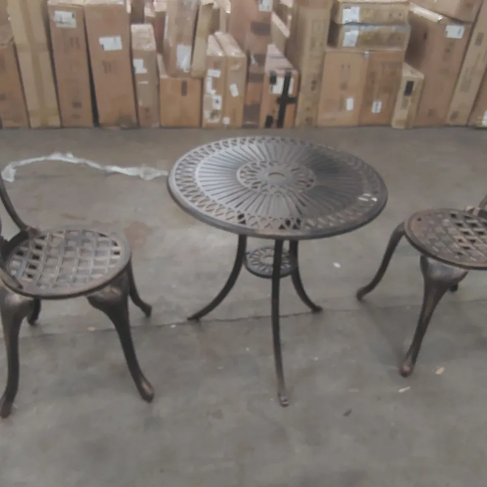 DESIGNER OUTDOOR BISTRO SET