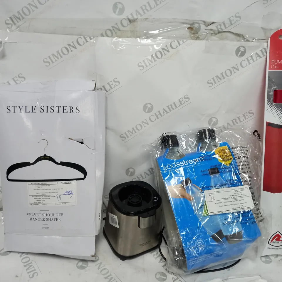 LARGE QUANTITY OF HOUSEHOLD ITEMS TO INCLUDE SODASTREAM BOTTLES, PUMP SACK, COFFEE GRINDER, ETC