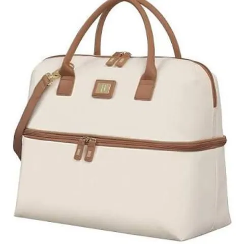 IT LUGGAGE ALLURING CRÈME HOLDALL