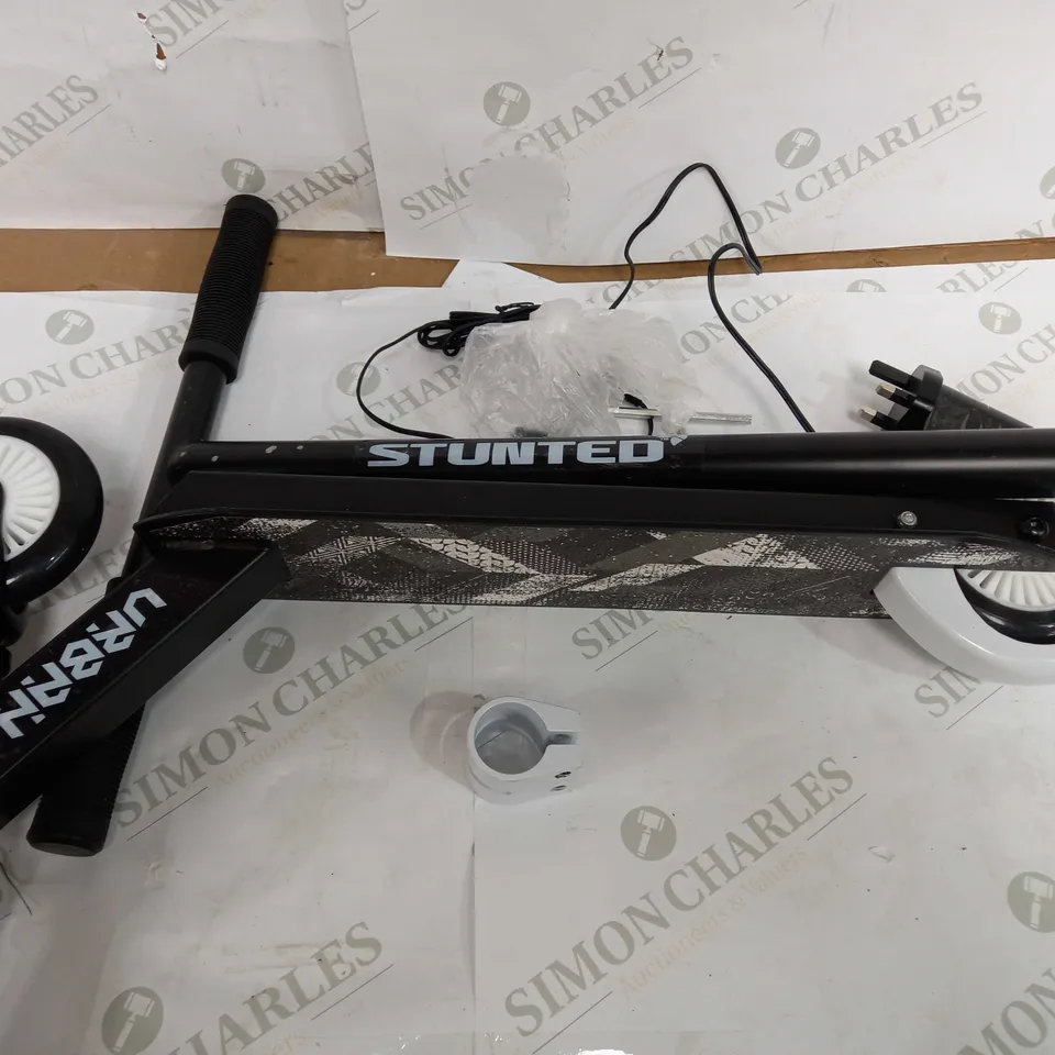 STUNTED URBAN STUNT SCOOTER - BLACK/WHITE RRP £29.99