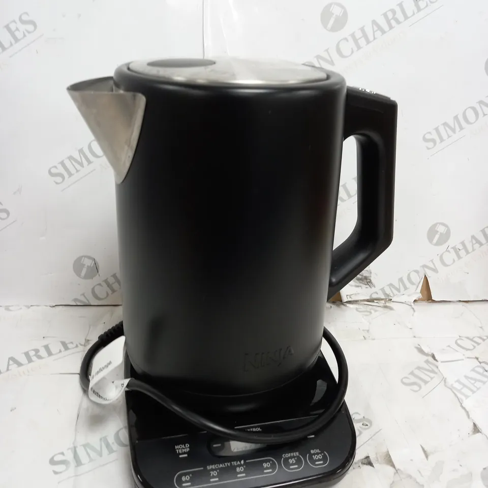 BOXED NINJA PERFECT TEMPERATURE KETTLE KT200UK