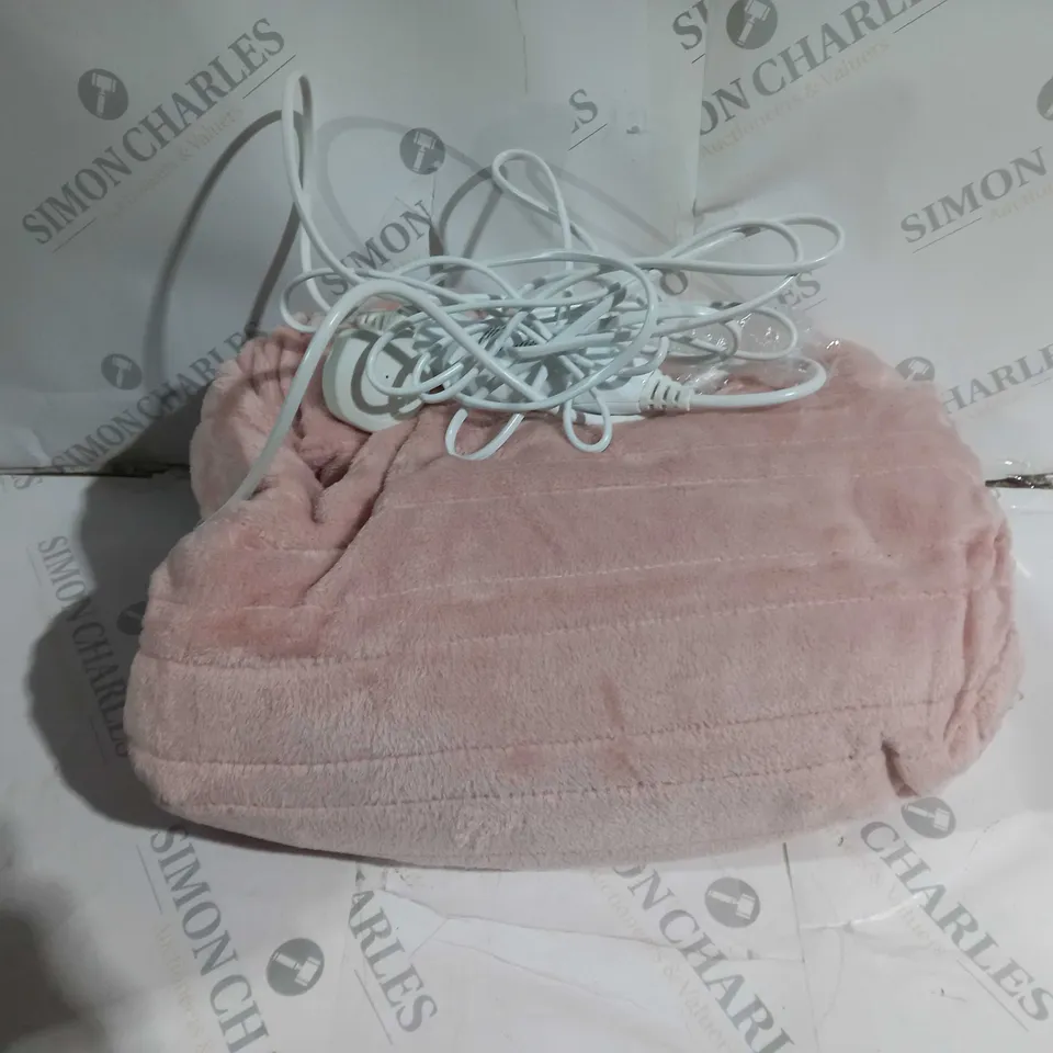 BOXED COZEE HOME VELVETSOFT HEATED THROW IN PINK