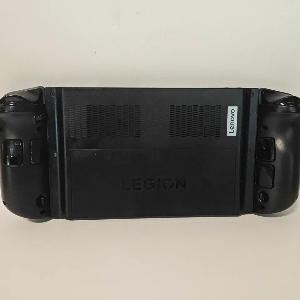 LEGION GO HANDHELD GAMING CONSOLE IN BLACK - 8APU1