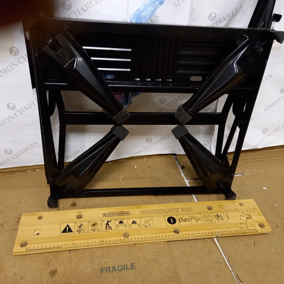 BLACK AND DECKER WORKMATE 626 WORK BENCH 
