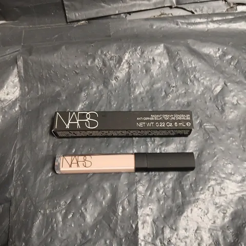 NARS RADIANT CREAMY CONCEALER – LIGHT 2.5 CREME BRULEE (BOXED)