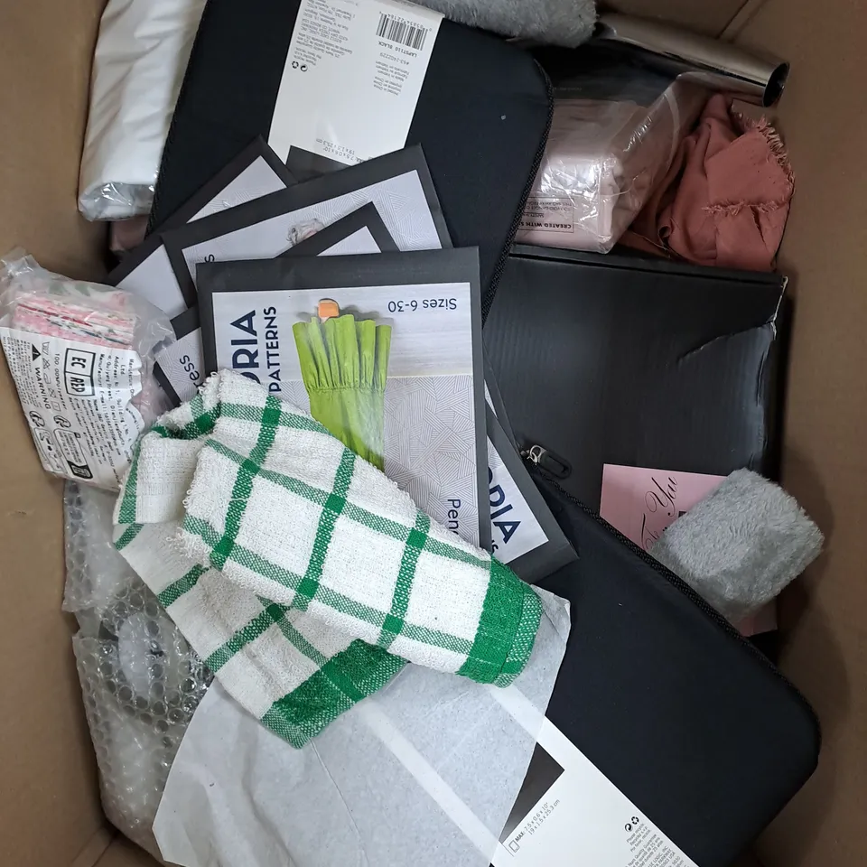 APPROXIMATELY 20 ASSORTED HOUSEHOLD ITEMS TO TABLET CASES, ALARM CLOCK, BED SHEETS ETC 