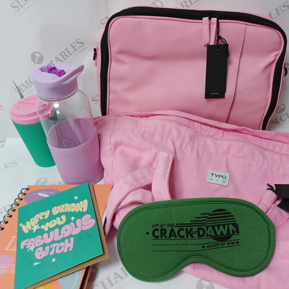 APPROXIMATELY 9 COTTON ON ITEMS INCLUDING PINK EXTRA LARGE TOTE BAG, LAPTOP CASE PINK, LARGE PURPLE WATER BOTTLE