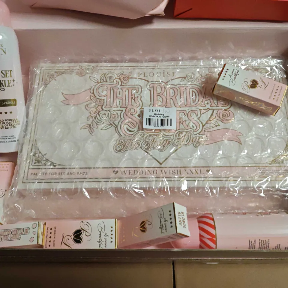 LOT OF 10 ASSORTED PLOUISE COSMETIC ITEMS TO INCLUDE EYE & FACE PALETTE, GLITTER SETTING SPRAY AND EYEBROW PAINT