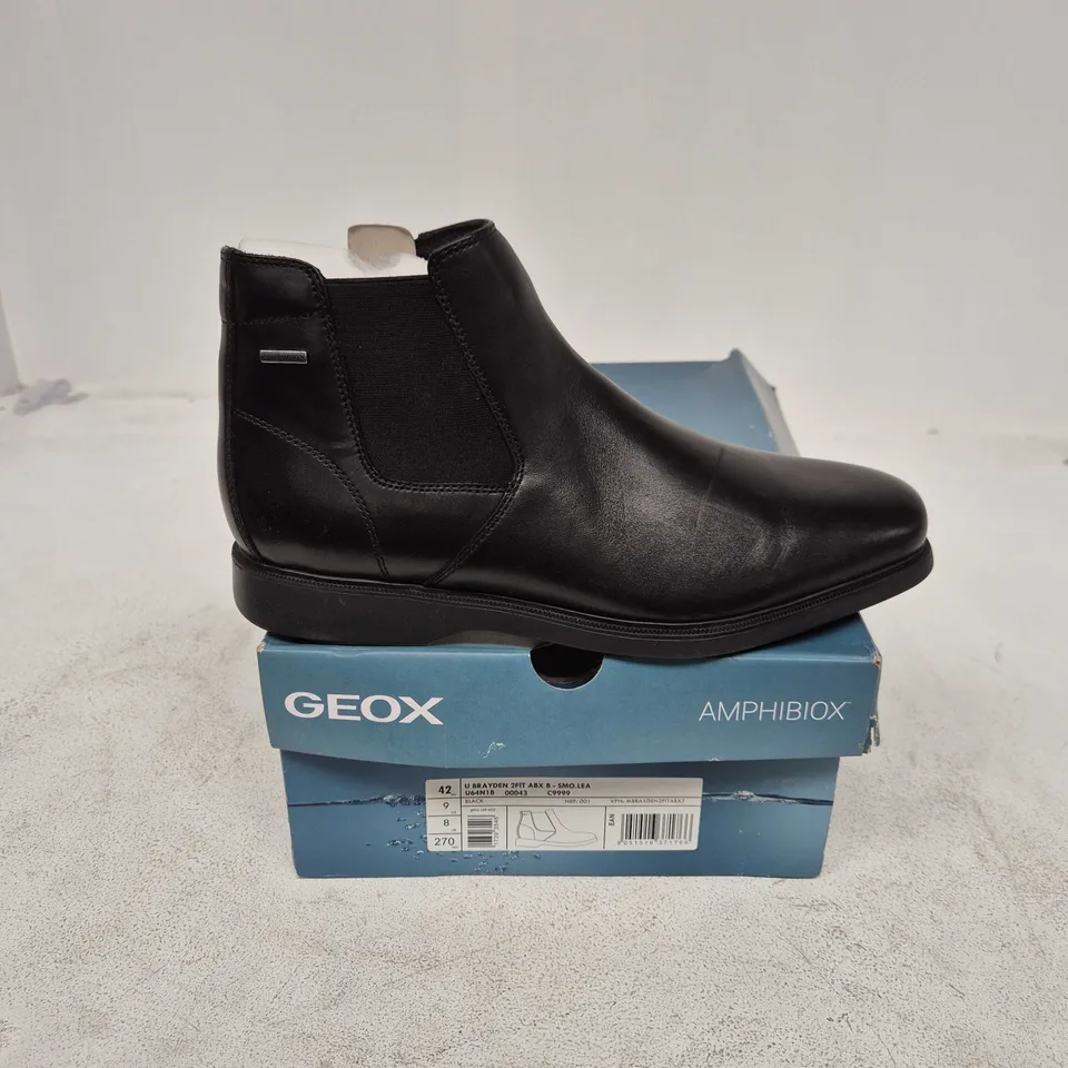 BOXED PAIR OF GEOX AMPHIBIOX U BRAYDEN 2FIT SHOES IN BLACK - UK 8