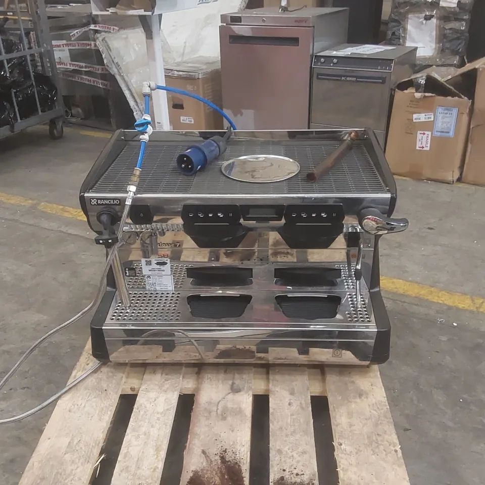 RANCILIO CLASSE 7 COMMERCIAL 2 GROUP COFFEE MACHINE