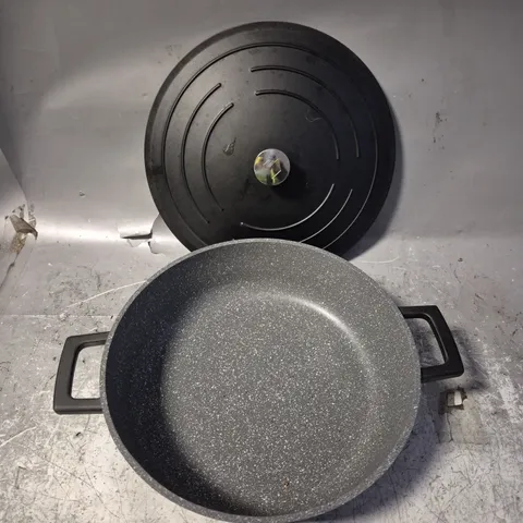 BOXED MASTERCLASS CASSEROLE DISH