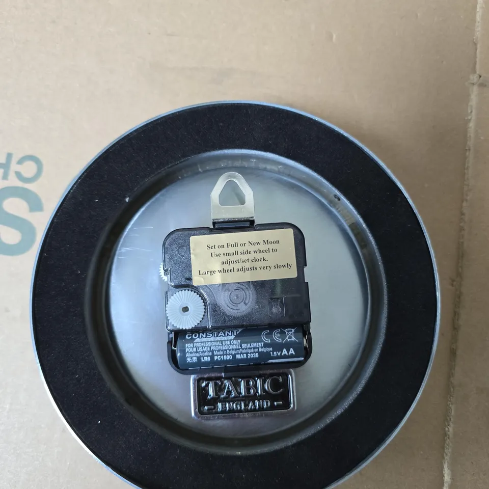 TABIC ENGLAND MOON PHASE DESK CLOCK – ROUND CHROME