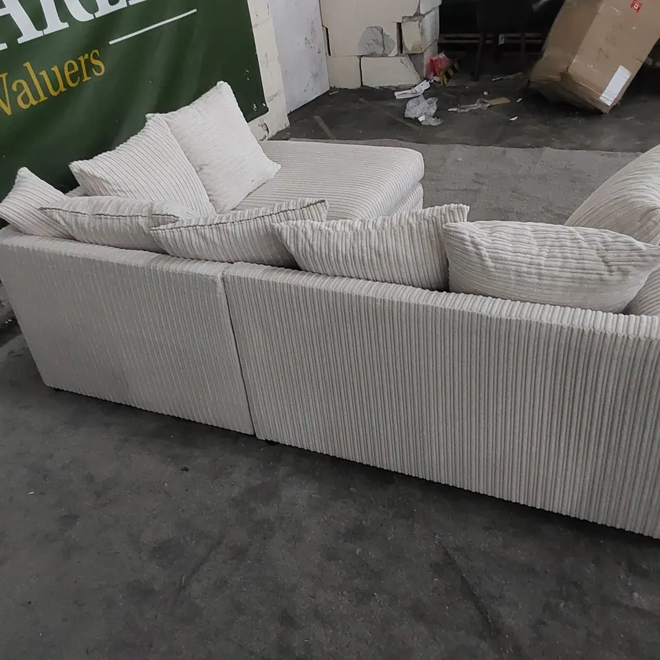 DESIGNER 2-PIECE CORNER SOFA 