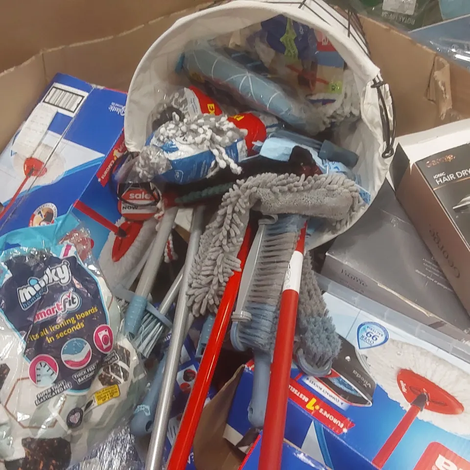 PALLET CONTAINING A VERY LARGE QUANTITY OF ASSORTED CONSUMER PRODUCTS INCLUDING: VILEDA MOP AND BRUSH SETS, IONIC HAIR DRYER, MINKY IRONING BOARD COVER ECT