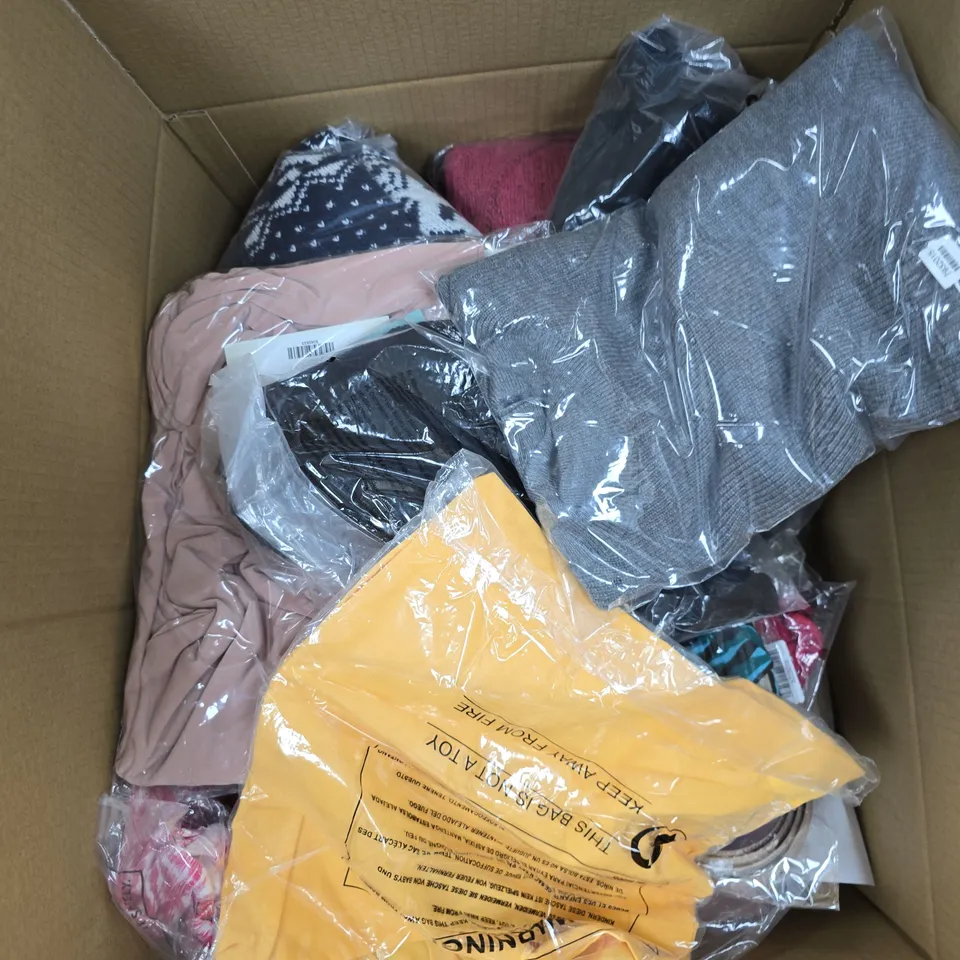 BOX OF APPROXIMATELY 25 ASSORTED ITEMS TO INCLUDE: CHARLOTTE WEST BLOUSE 