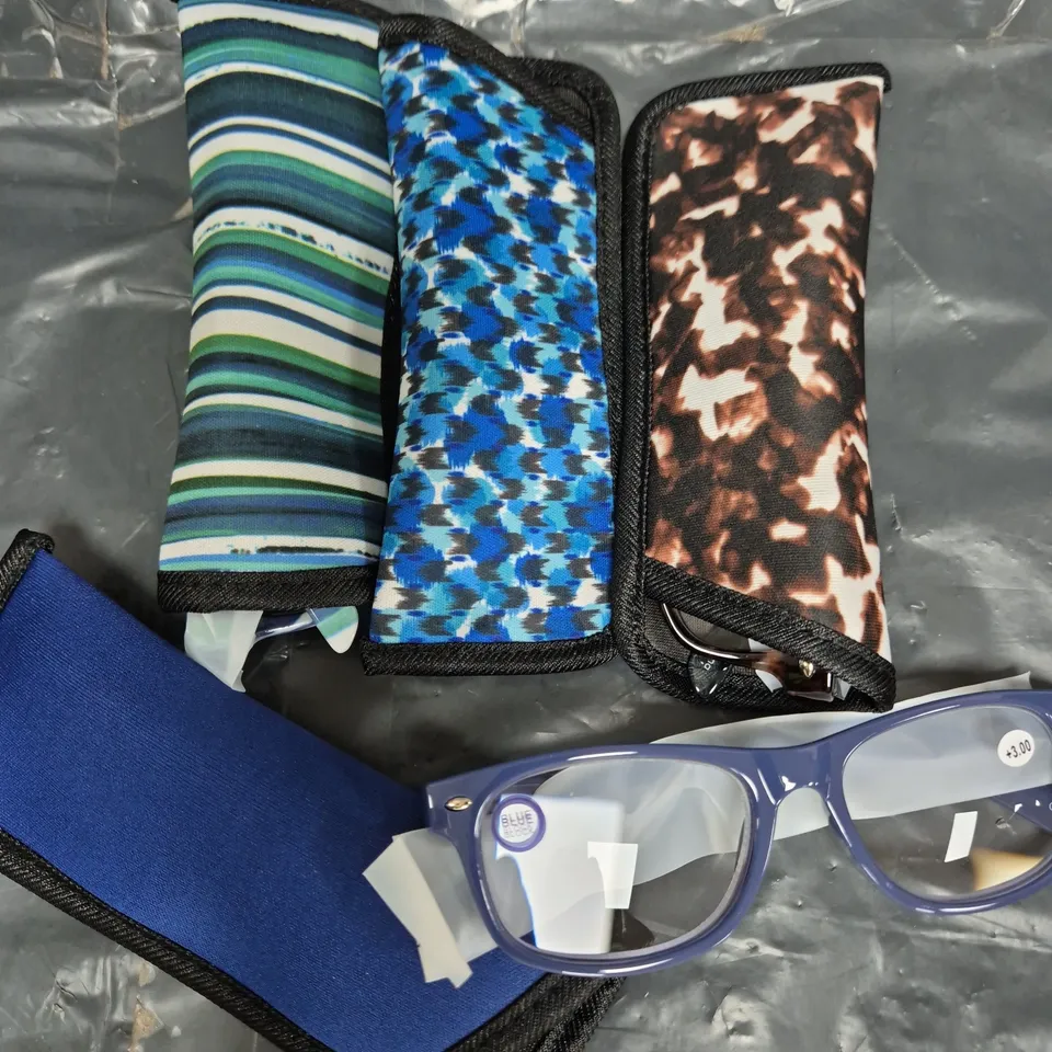 HUMMINGBIRD SET OF 4 READERS WITH BLUE LIGHT FILTER