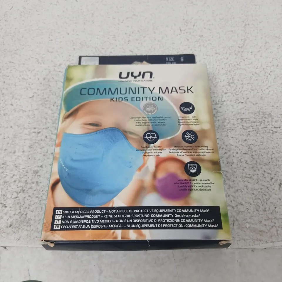 APPROXIMATELY 92 ASSORTED UYN COMMUNITY FACE MASKS
