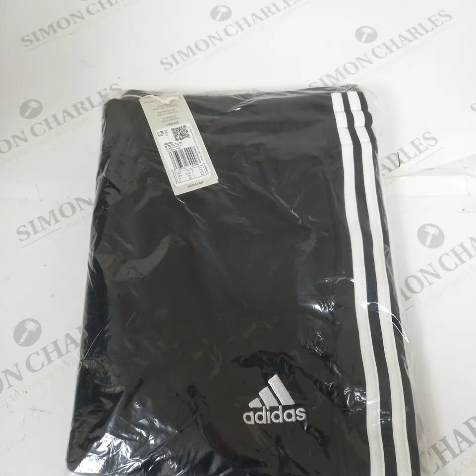 BAGGED ADIDAS FLEECED TRACKSUIT BOTTOMS SIZE 2XL