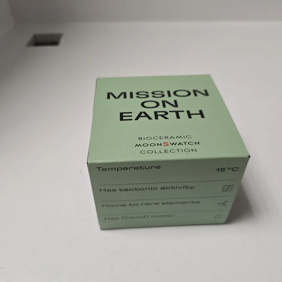 SWATCH MOONSWATCH BIOCERAMIC MISSION ON EARTH WATCH – EARTH MODEL (MOONSWATCH COLLECTION)
